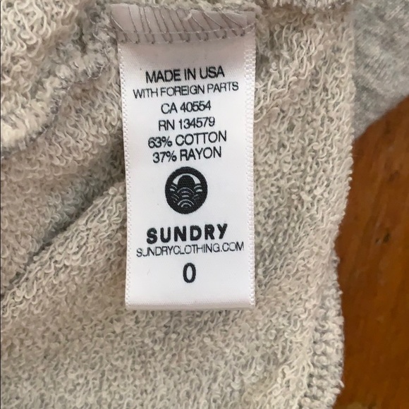 NWOT Sundry pullover - Picture 4 of 5